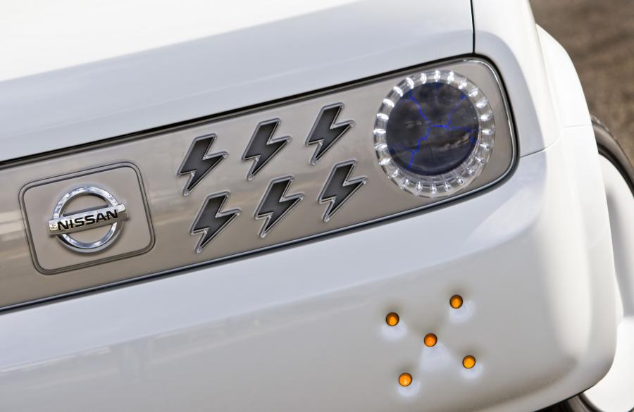 Детали экстерьера Nissan Denki Cube Concept 2008 года  (фото 31 из 36)